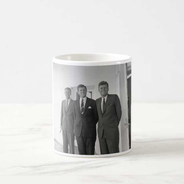 Die Kennedy-Brüder -- John, Robert und Ted Kaffeetasse (Mittel)