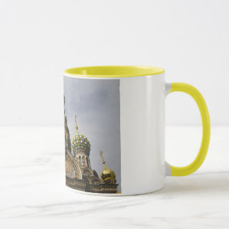 Die Kirche des Retters auf verschütteter Tasse