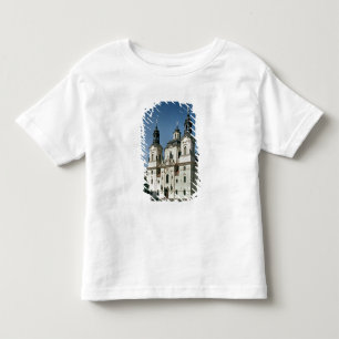 Die Kirche von Sankt Nikolaus, errichtet 1703-61 Kleinkind T-shirt
