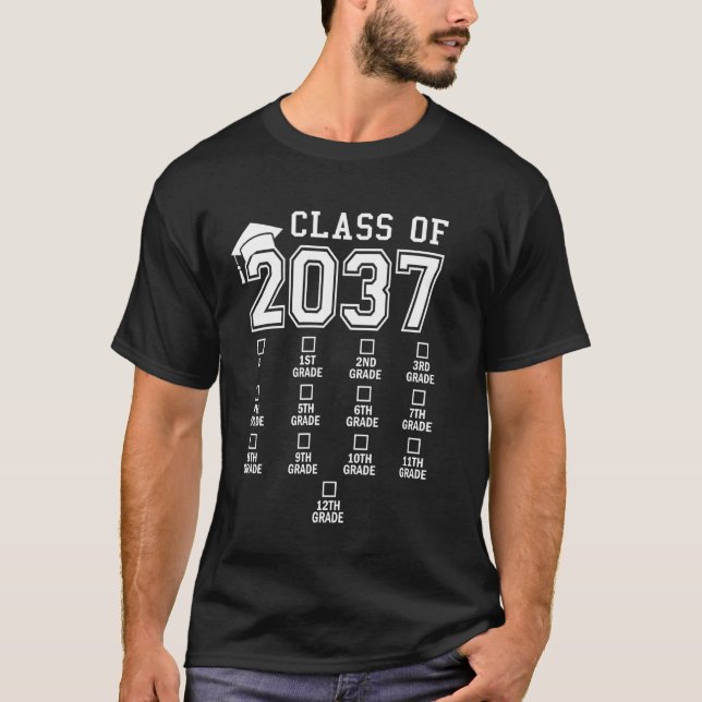 Die Klasse des Jahres 2037 wächst mit mir am erste T-Shirt (Vorderseite)