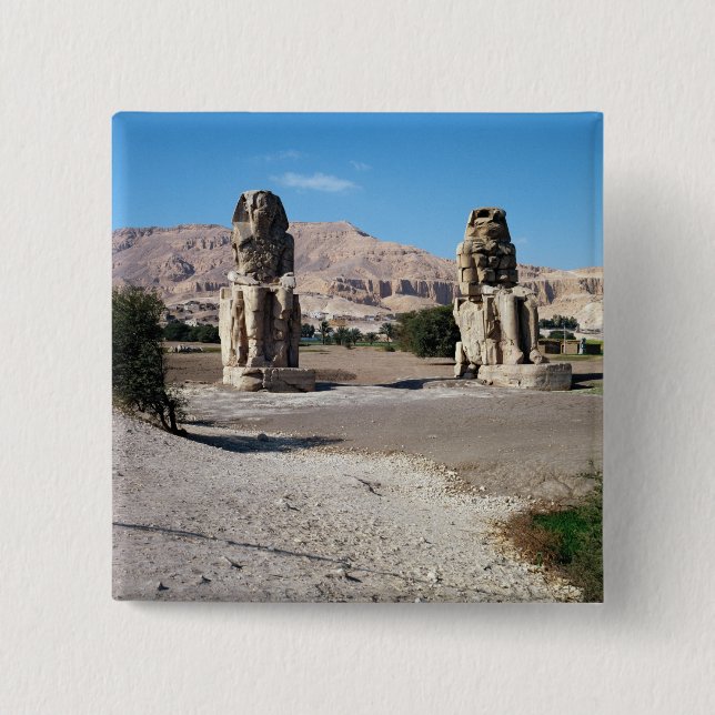 Die Kolosse von Memnon, Statuen von Amenhotep Button (Vorderseite)