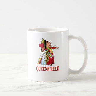 Die Königin des Herzens sagt "Königsregel" Kaffeetasse