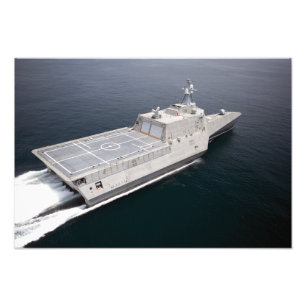 Die Küstenkampfschiff Unabhängigkeit Fotodruck