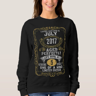 Die Legenden waren im Juli 2017 Geboren 5. Geburts Sweatshirt