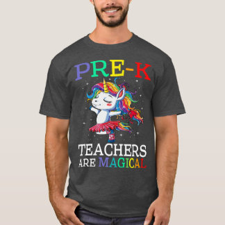 Die Lehrer der Vorkriegszeit sind magisch, einig i T-Shirt