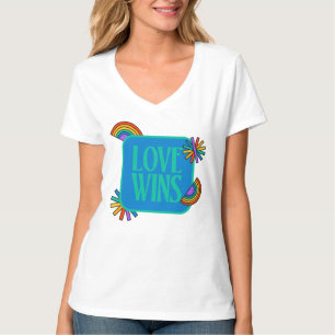 Die Liebe gewinnt. Gay Regenbogen Lgbtq T - Shirt