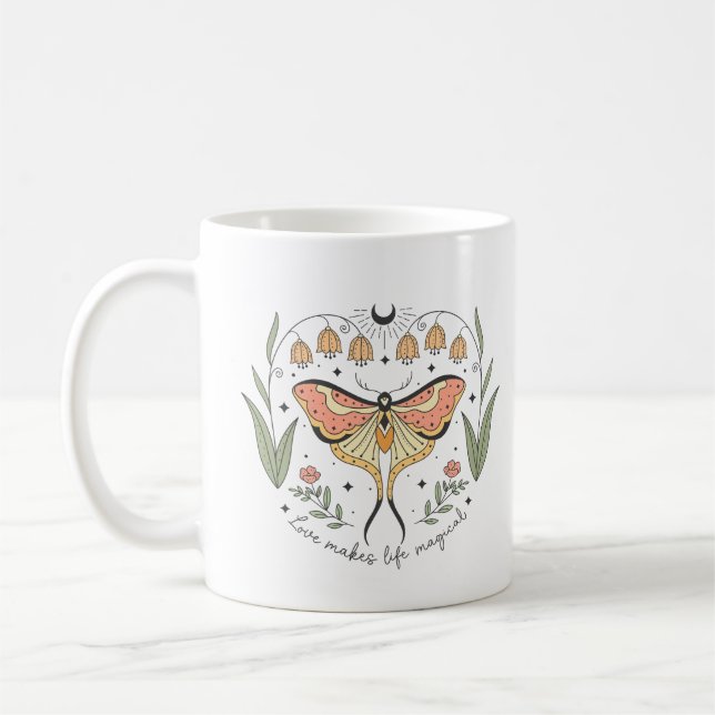 Die Liebe von Boho Mystic Moths macht das Leben ma Kaffeetasse (Links)
