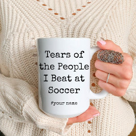 Die lustigen Tränen der Leute, die ich beim Fußbal Tasse