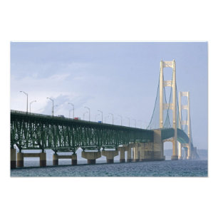 Die Mackinac-Brücke, die die Straße von 2 überspan Fotodruck