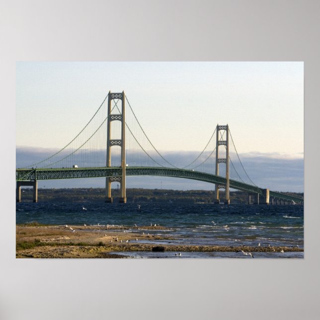 Die Mackinac-Brücke, die über die Straße von 4 Poster (Vorne)