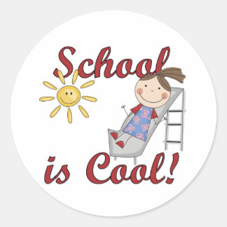 Die Mädchenschule ist Coole Hemden und Geschenke Runder Aufkleber