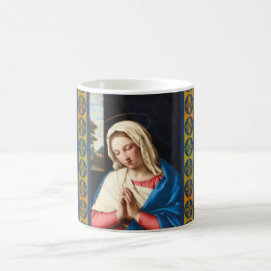 Die Madonna im Gebet, eine Landschaft jenseits Kaffeetasse