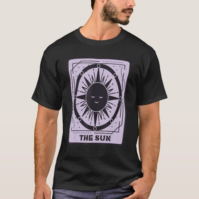 Die Magie der mystischen Karten der Sun-Tarot-Kart T-Shirt (Vorderseite)