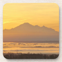 Die Magie des Gebirges am Morgen.