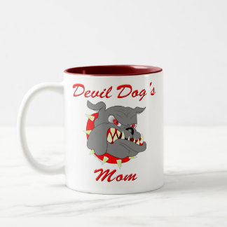 Die Mama des USMC-Teufel-Hundes Zweifarbige Tasse