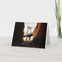 Die Manhattan-Brücke, eine Straßen-Ansicht