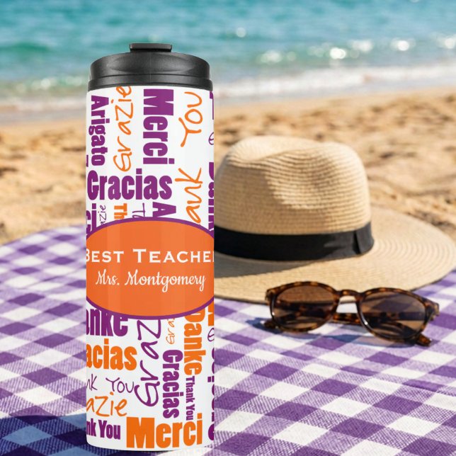 Die mehrsprachige Lehrer-Anerkennung danken Ihnen Thermosbecher (Multilingual thank you word cloud in purple and orange with two sized template text.)
