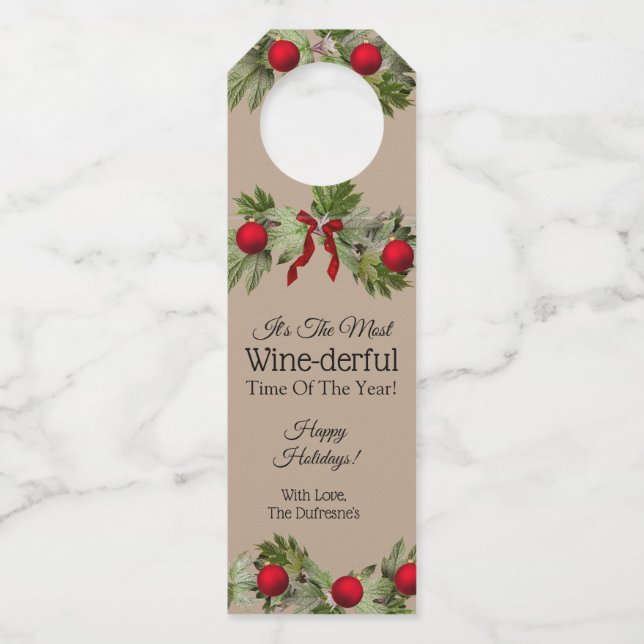 "Die meiste Weinzeit des Jahres" Personalisiert Flaschenanhänger (Vorderseite)
