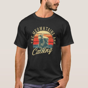 Die Meowntains rufen Retro-Wanderung Lustiges Wand T-Shirt