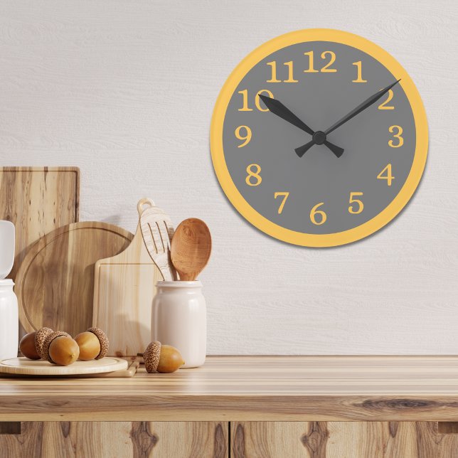 Die moderne, schlichte, graue und gelbe Küche Runde Wanduhr (Simple Modern Grey And Yellow Decor Kitchen Round Clock)