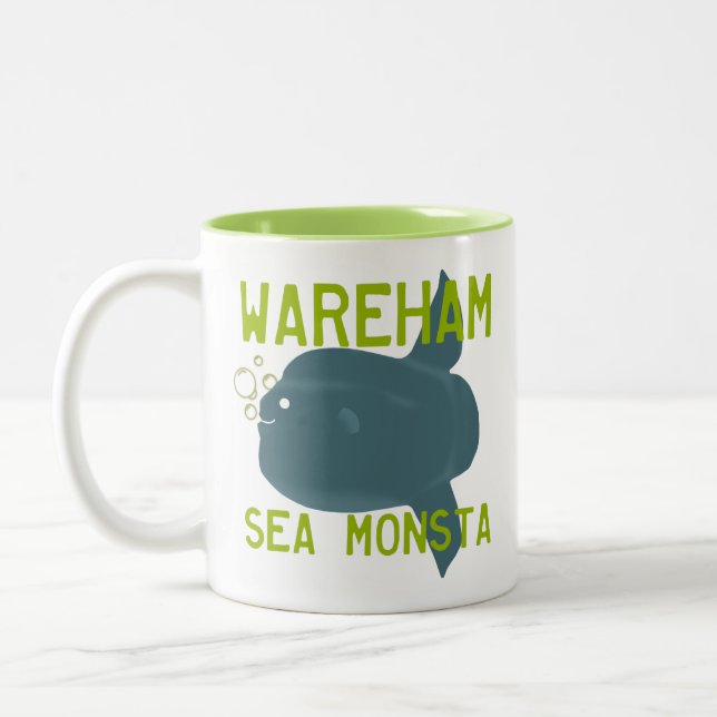Die Monster-Tasse des Wareham Sea Zweifarbige Tasse (Links)
