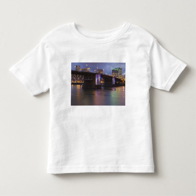 Die Morrison-Brücke über den Fluss Willamette Kleinkind T-shirt (Vorderseite)