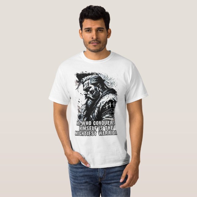 Die Mythologie des Kriegers und der Norse Mächtige T-Shirt (Vorne ganz)