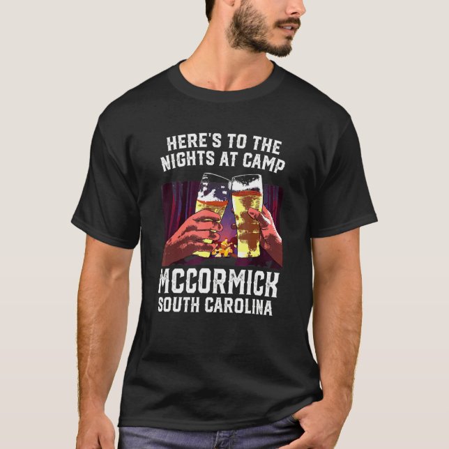 Die Nächte im Camp McCormick Camping T-Shirt (Vorderseite)