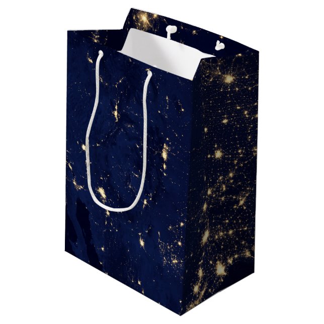 Die NASA-Lichter vom Raum USA Mittlere Geschenktüte (Rückseite Schrägansicht)