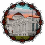Die Nationalgalerie des Mendrisiotto Fotoskulptur Ornament<br><div class="desc">Vintage Postkarte mit der National Gallery of Art in Washington,  D.C. Reprint auf diesem wunderschönen Weihnachtsschmuck mit Viktorianischen Filagree.</div>