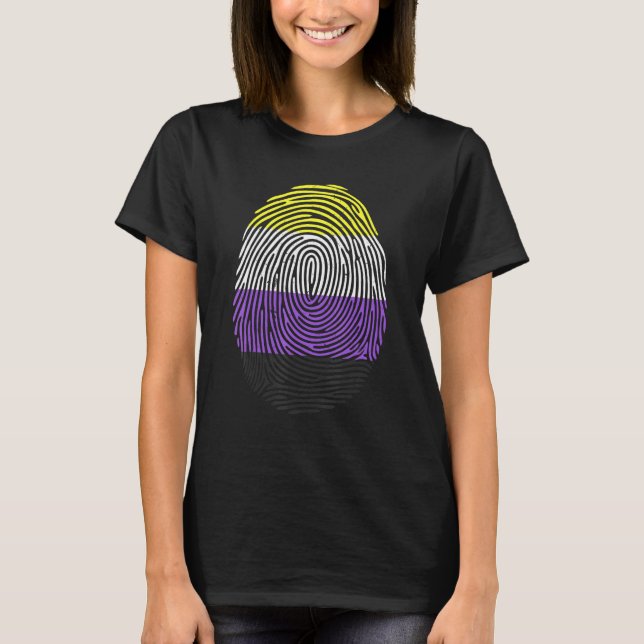 Die nichtbinäre Pride-Flagge Pride-Katzenstapel Lg T-Shirt (Vorderseite)