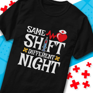 Die Niedliche gleiche Verschiebung der verschieden T-Shirt