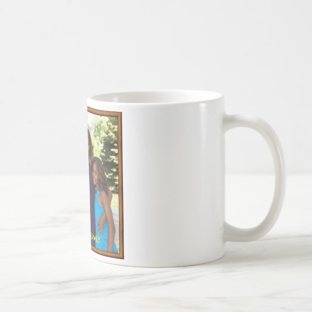 DIE OBAMA-FAMILIE TASSE (Rechts)