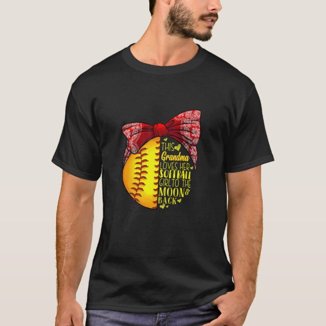 Die Oma Liebe ihr Softball Girl Softba T-Shirt (Vorderseite)