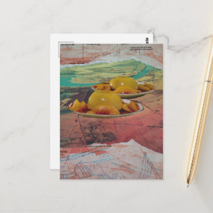 Die Pfirsichberge Surrealer Collage Postkarte