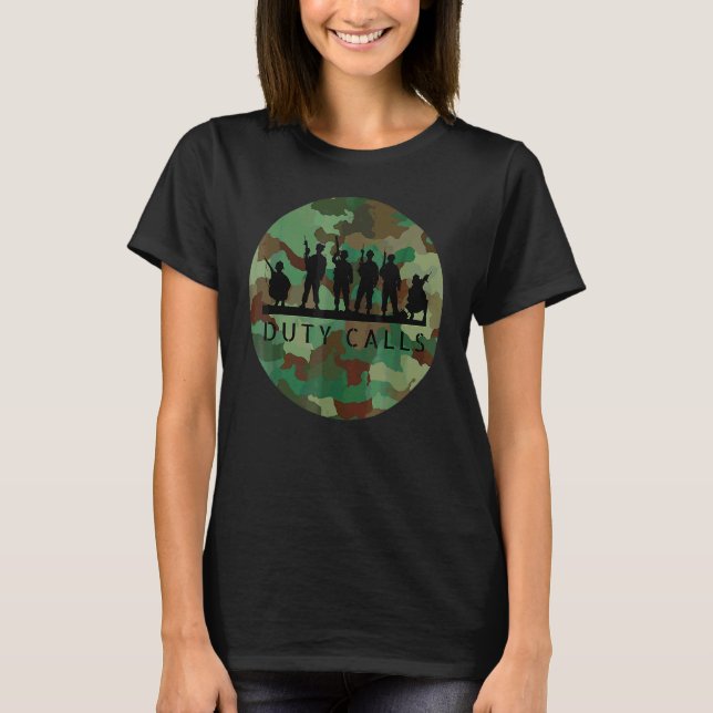 Die Pflicht ruft Coole Camouflage Soldier Figurine T-Shirt (Vorderseite)