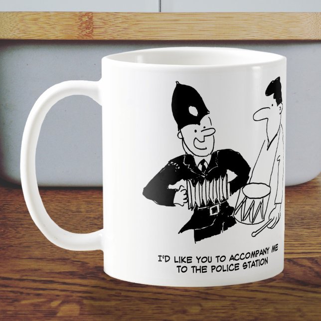 Die Polizei will den Mann zu begleiten Kaffeetasse (Funny UK Police Mug Close Up)