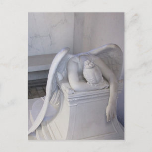 Die Postkarte für den Angel niemals allein abwisch