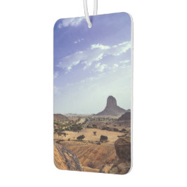 Die reizvolle Schönheit der Wüste unter einem blau Autolufterfrischer