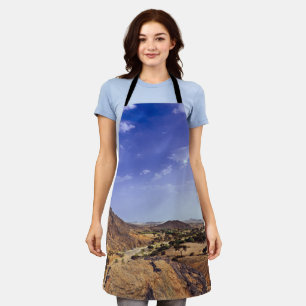 Die reizvolle Schönheit der Wüste unter einem blau Schürze