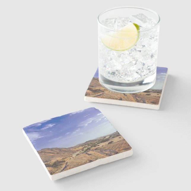 Die reizvolle Schönheit der Wüste unter einem blau Steinuntersetzer (Seitenansicht)