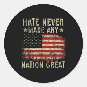 Die Retro-Flagge hat nie eine Nation großartig geg Runder Aufkleber