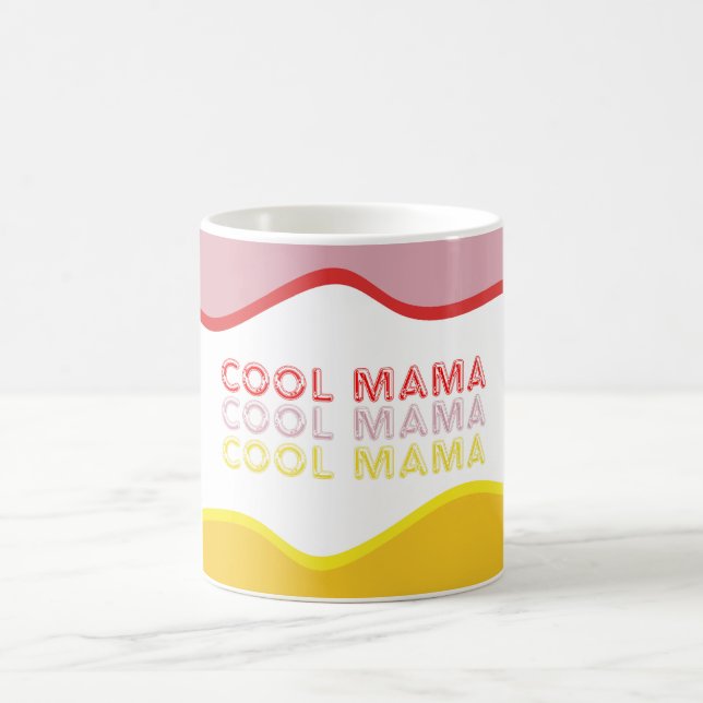 Die Retrowellen "Cool Mama" in leuchtenden Farben Kaffeetasse (Mittel)