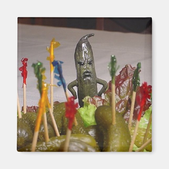 Die Revolte zum Relish Tray Magnet (Vorne)