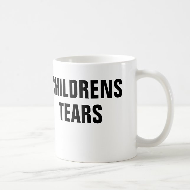 Die Riss-Tasse der Kinder Tasse (Rechts)
