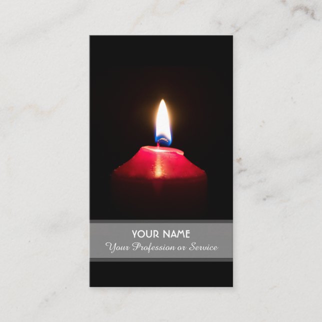 Die rote Kerzenleuchte erhellt die Dunkelheit Visitenkarte (Vorderseite)