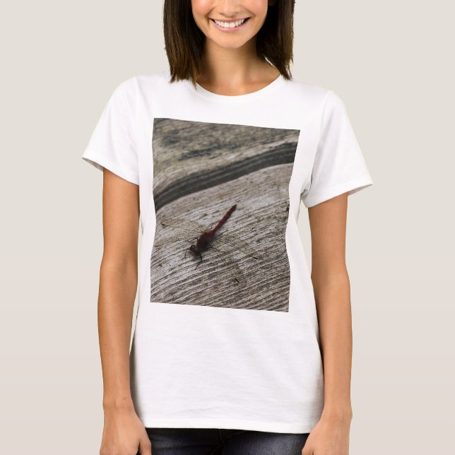 Die rote Libelle T-Shirt (Vorderseite)