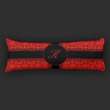 Die roten und schwarzen Imitate zeichnen sich durc