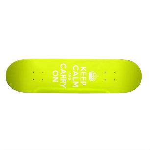 Die Ruhe in Chartreuse halten und weiter fahren Skateboard
