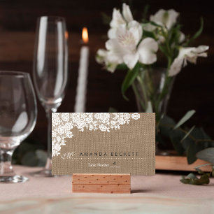 Die rustikale Burlap- und Vintage White Lace-Kolle Platzkarte